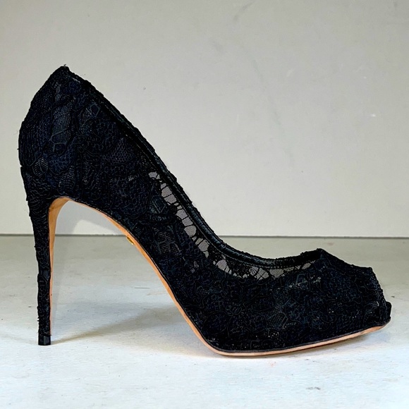 DOLCE & GABBANA HIGH HEEL LACED PUMPS - Picture 1 of 11